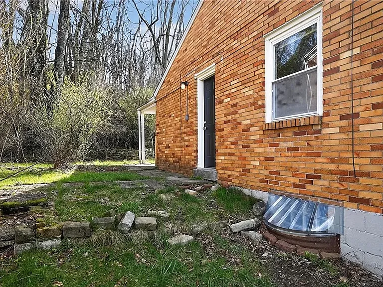 8030 Lincoln Rd — Photo 28