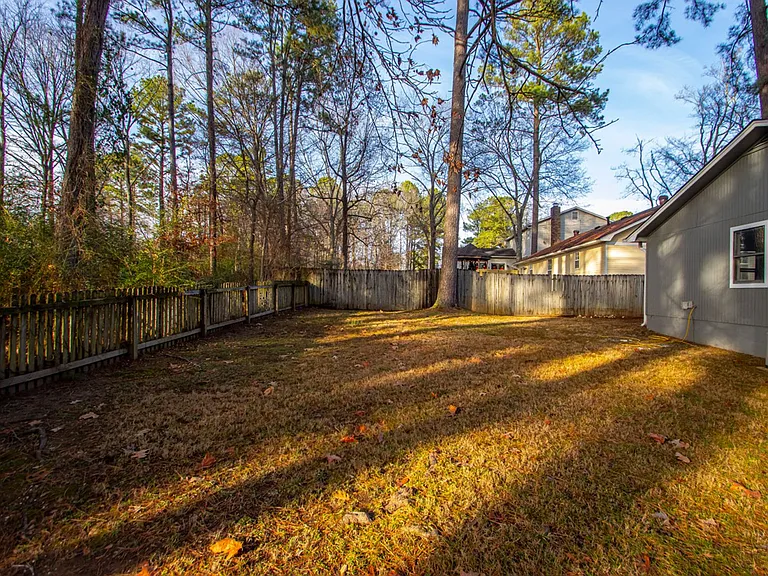 20 Laver Cir — Photo 38