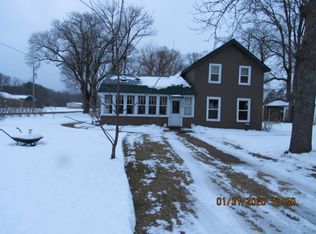 136 S Maple St, Lone Rock, WI 53556