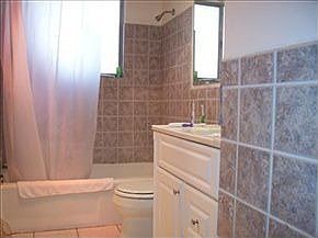 1st image of 11613 La Cueva Ln NE