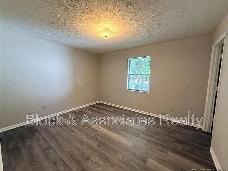 4075 Professional Dr — Photo 10