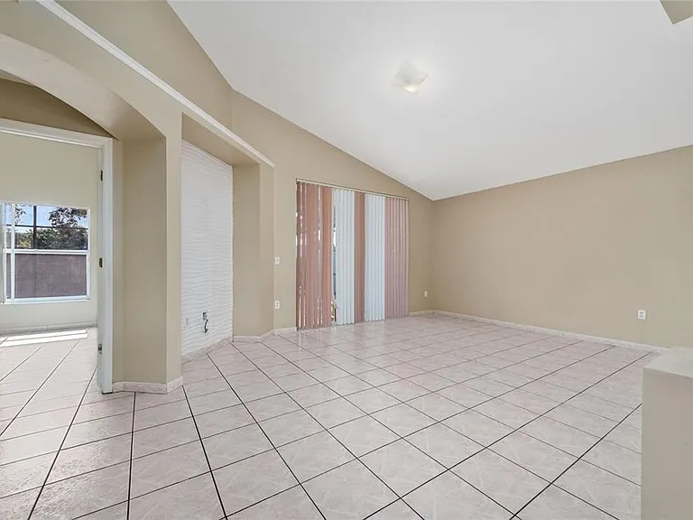 12868 Gettysburg Cir — Photo 22