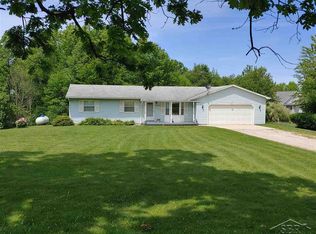 10439 Willard Rd, Millington, MI 48746