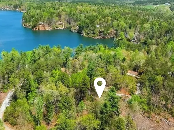 309 Knox Creek Rd, Tamassee, SC 29686