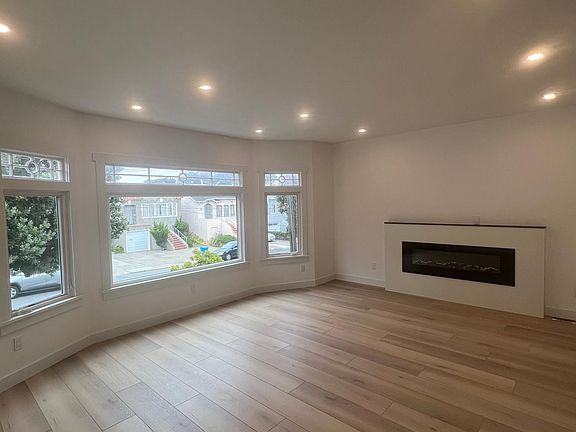 3rd image of 1234 26th Ave
