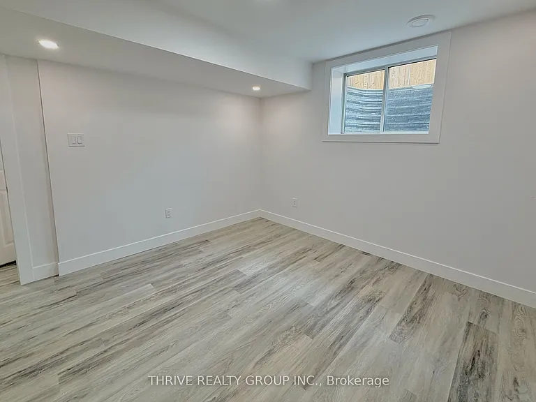 1514 Drew St #LOWER — Photo 16