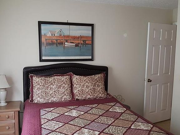 5th image of 1480 Dandelion Dr