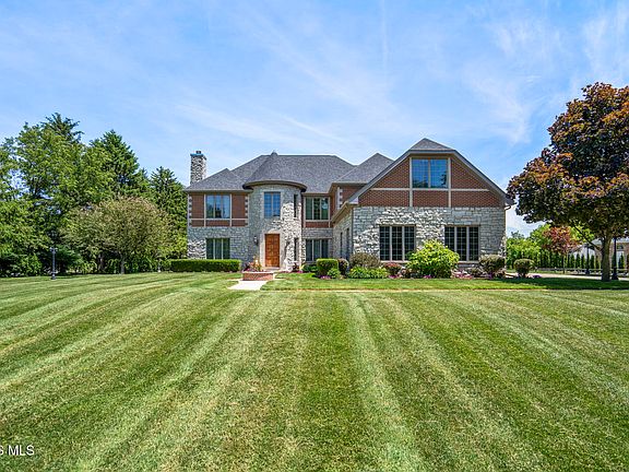 5th image of 3315 Stonebrooke Ln