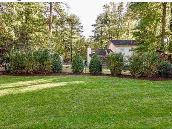 2nd image of 2610 Galahad Dr SE