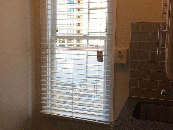 5th image of 639 Bush St APT 52