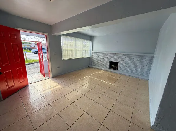 17231 NW 37th Ave, Miami Gardens, FL 33056