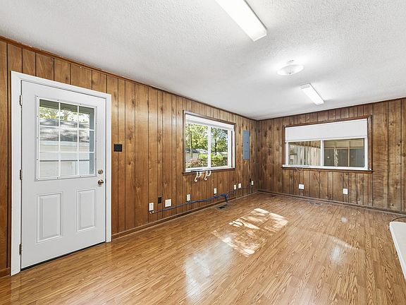 24th image of this home