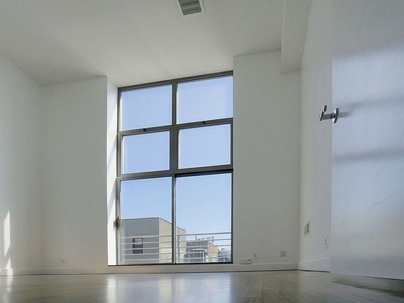 2nd image of 162 Scholes St #4LL