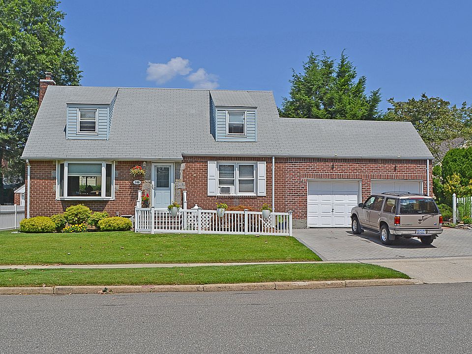 1st image of 149 Cypress St