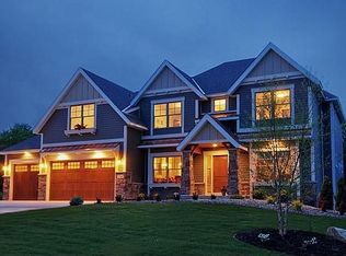 15510 55th Ave N, Plymouth, MN 55446