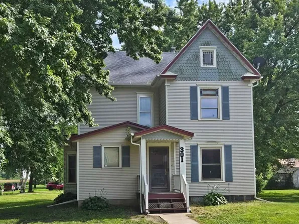 301 W Athens St, Marathon, IA 50565