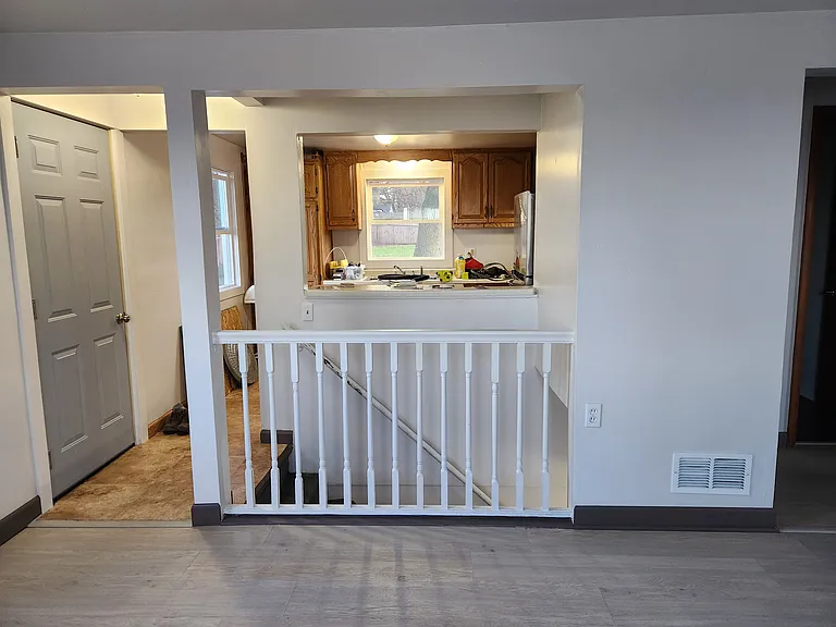 1615 W Mason St — Photo 3