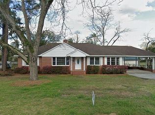 145 S 2nd St, Cochran, GA 31014