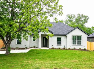 1306 S Peachtree Rd, Mesquite, TX 75149