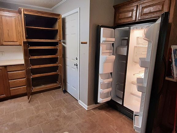 5th image of 26 Overstreet Cir