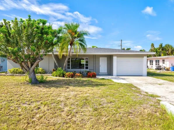 106 Aurora St E, Venice, FL 34285