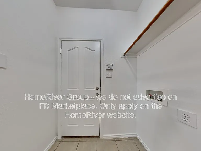 4005 Martinsburg Dr — Photo 17