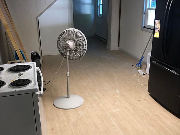 5th image of 93 Providence St #93A