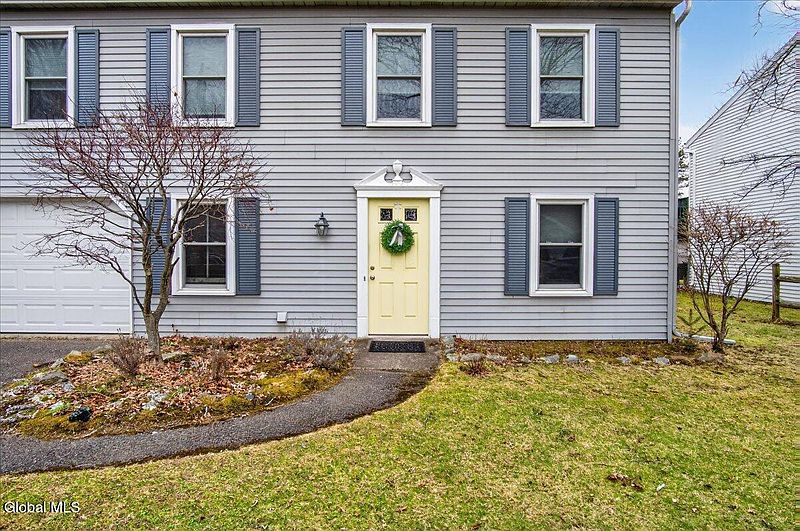 4th image of 6 Stover Place