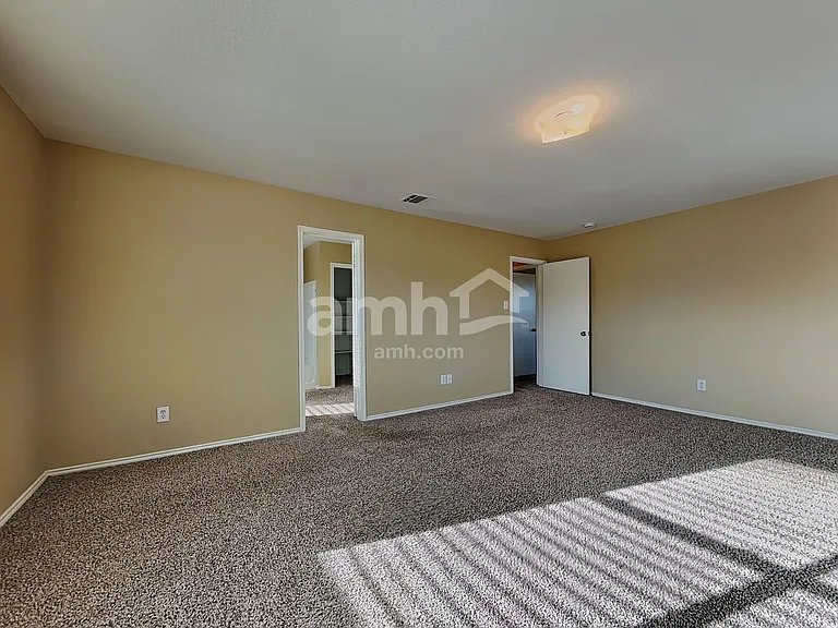 937 Iona Dr — Photo 12