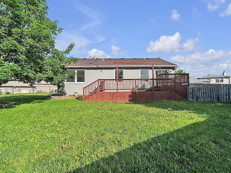 4201 Tallgrass Ct — Photo 14