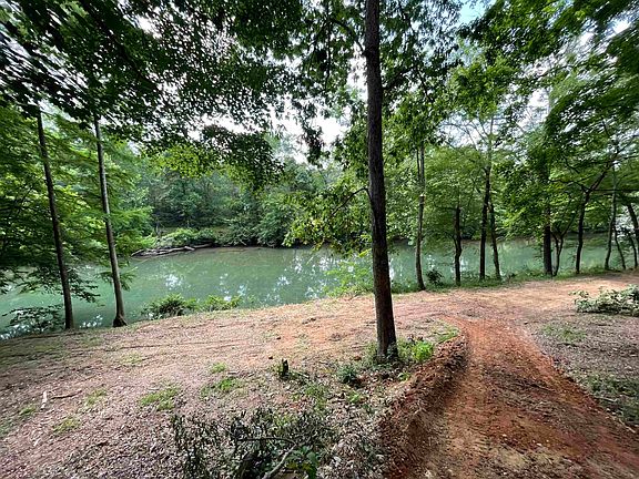 2nd image of 265 Creekside Dr