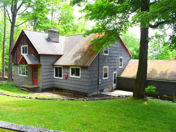 70 Cruser St, Montrose, PA 18801