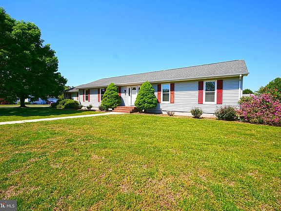 2nd image of 17258 Ash Ct