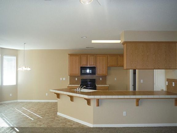 3rd image of 2259 Charlie Chambers Dr