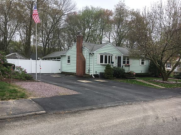 level driveway/RV parking 