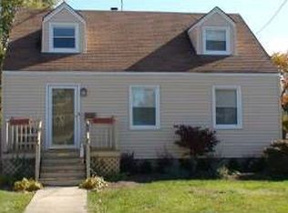 548 Carleton St, Bound Brook, NJ 08805