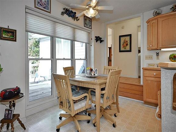 5th image of 51 Classic Oaks Cir