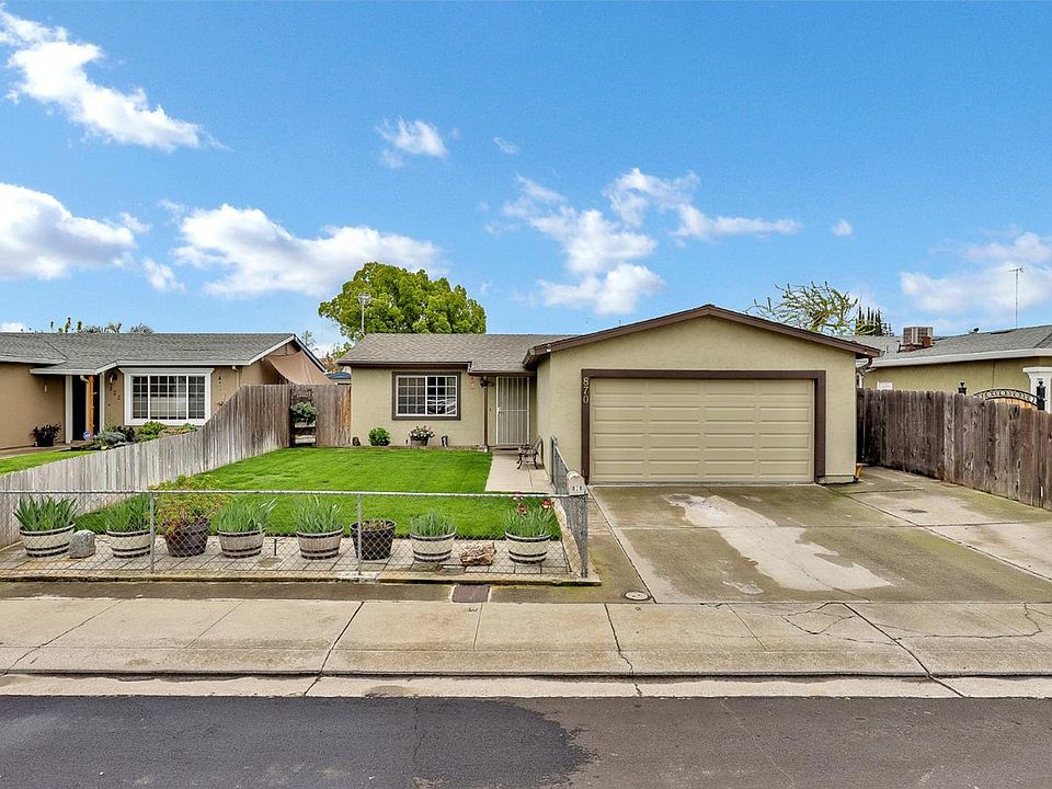 1st image of 870 La Playa Ct
