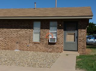 700 W 11th St #A, Clovis, NM 88101