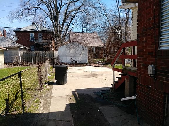 3rd image of 14576 Asbury Park