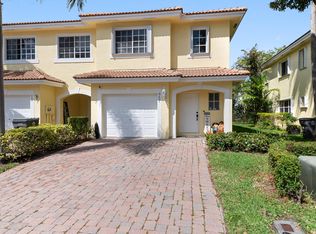 957 Imperial Lake Rd, West Palm Beach, FL 33413