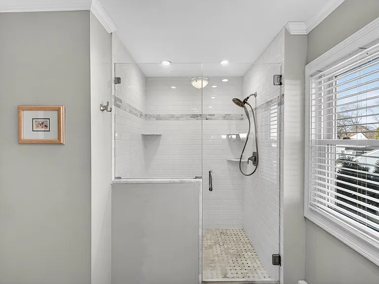 5 Woodland Dr — Photo 16