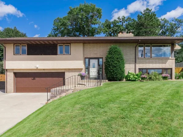 4925 Johnson St NE, Columbia Heights, MN 55421