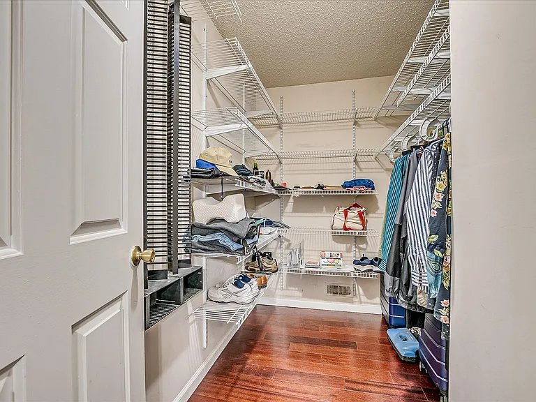 59 Taylor Dr — Photo 6