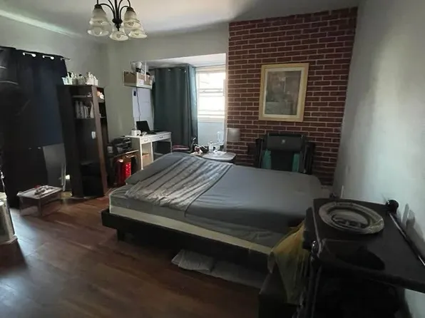 2635 East 19th Street image 9 of 11