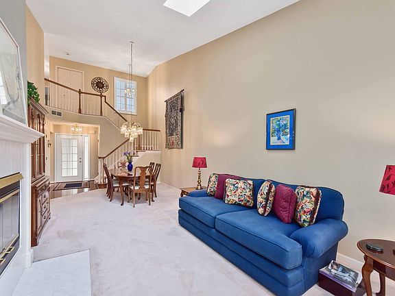 5th image of 401 Bounty Way APT 190