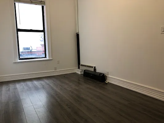 Rented by Smart City Real Estate LLC | media 16