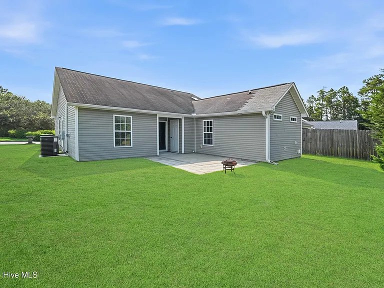 4212 Elizabeth Ave — Photo 3
