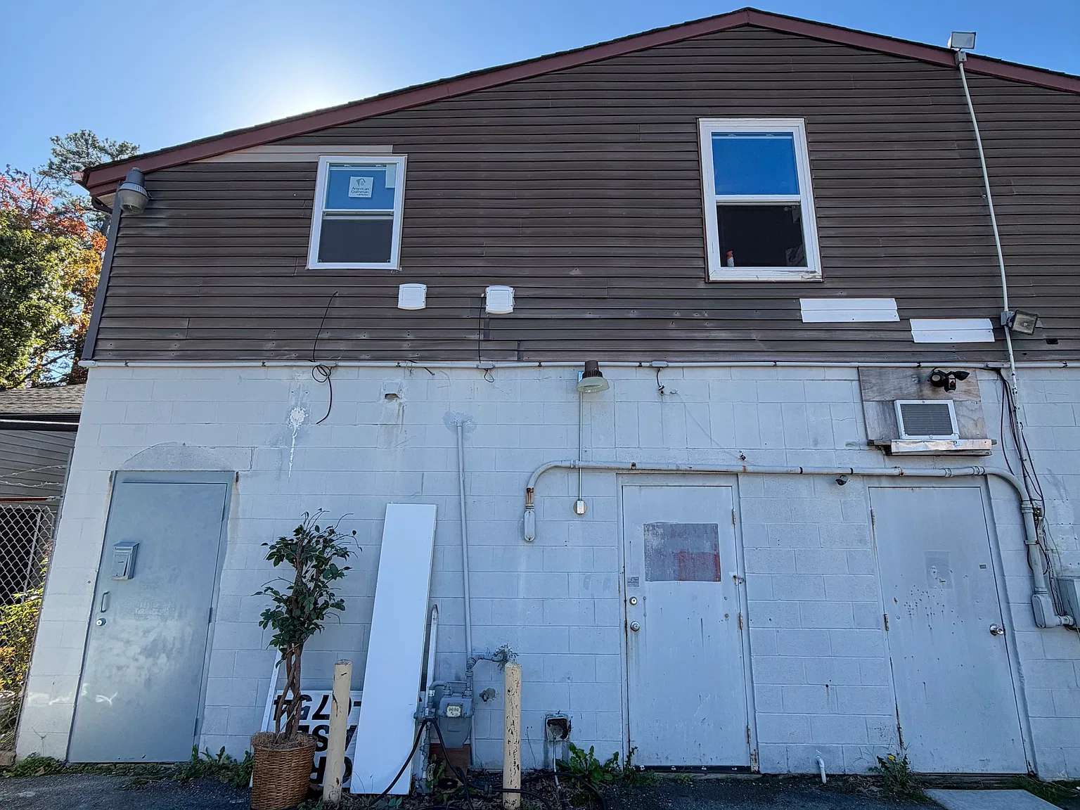 2 bed, 950 sqft, $1,200 — Photo 3