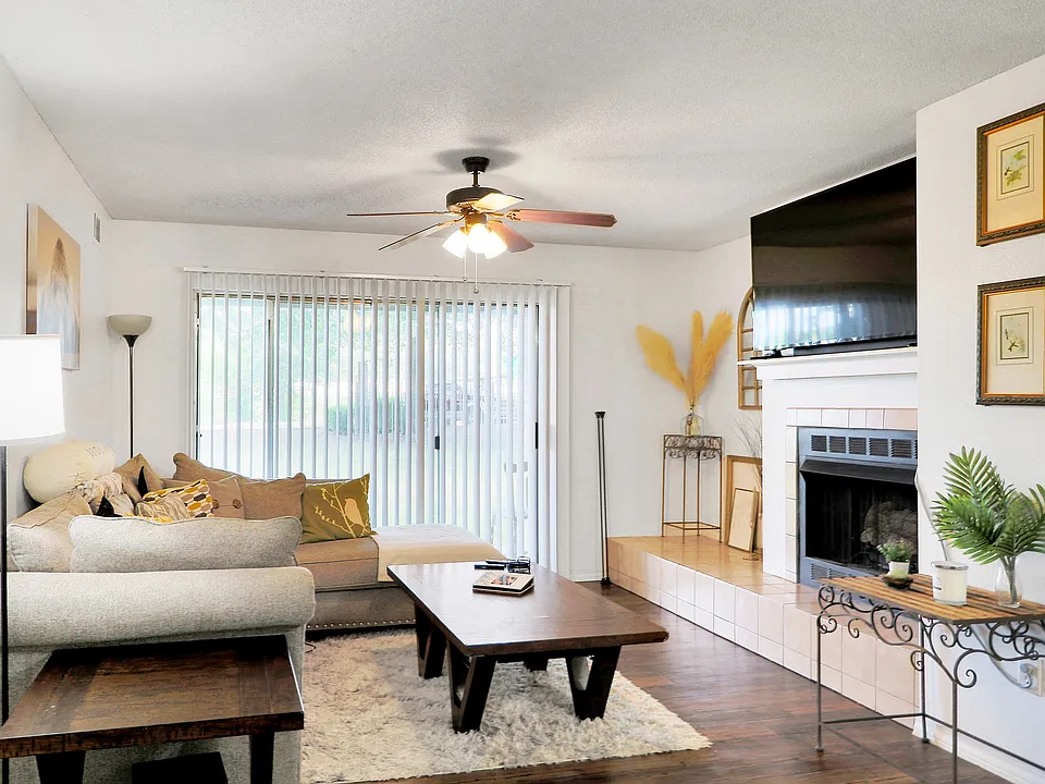 Chamberland Square Apartments